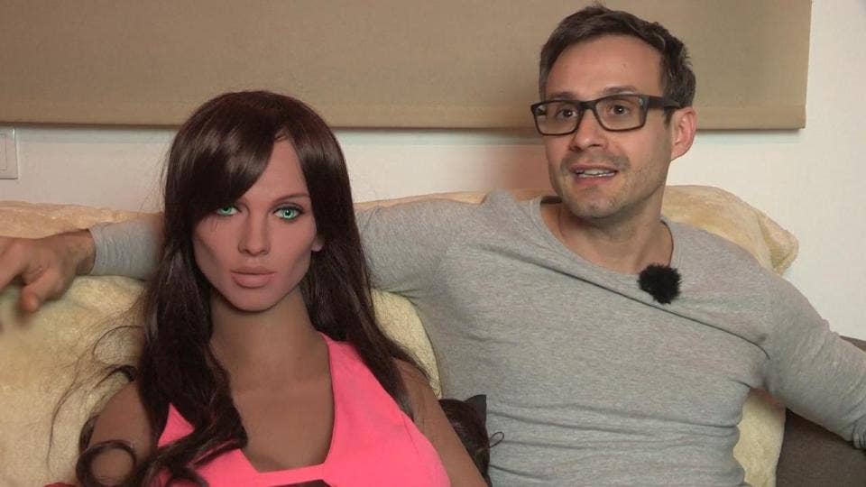 These Android Sex Dolls Are Capable Of 50 VERY Flexible Sex